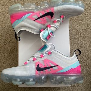Nike, Women’s Air Vapormax, size 7